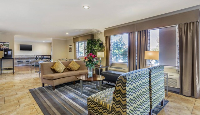 Best Western Plus Pleasanton Inn