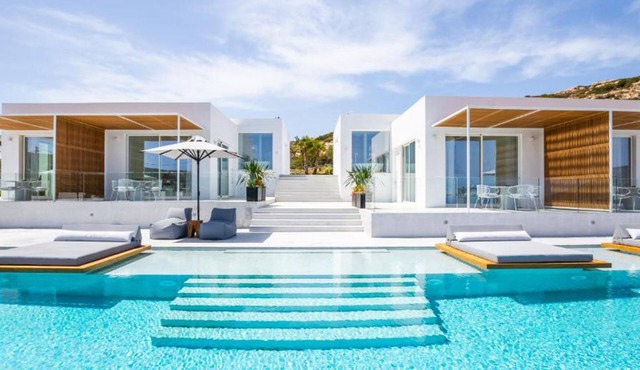 BH295 - R - Villa Karpathos