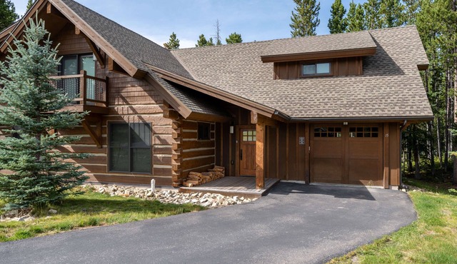 Big Sky Vacation Rentals: PR Oglala 15