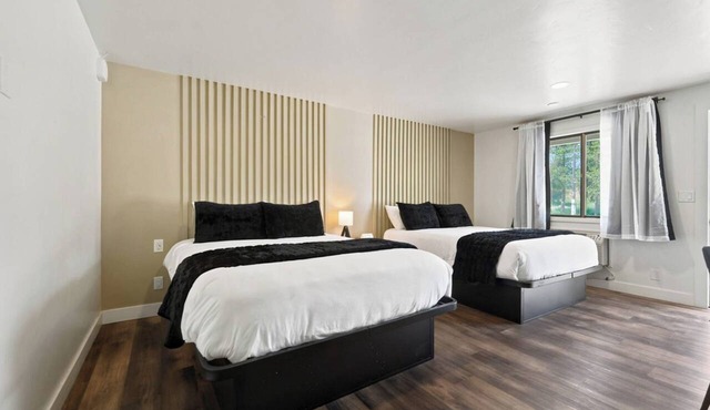 Birch Glen Hotel