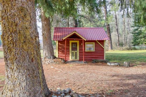Black Diamond Guest Ranch Cabin w/Lodge Access!