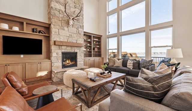 Black Timer Lodge (Sleeps 36) by Bear Lake Luxury Rentals