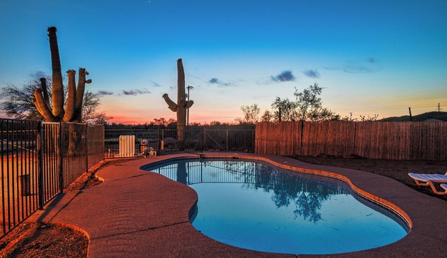Blooming Southwest Getaway | Pool & Fun