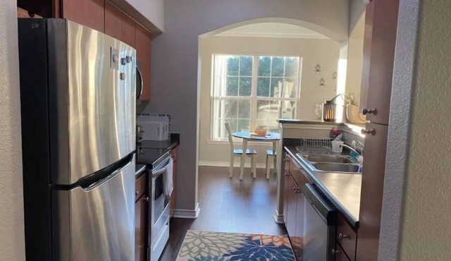 Boston Area, Beautiful Sunsets & Free Parking