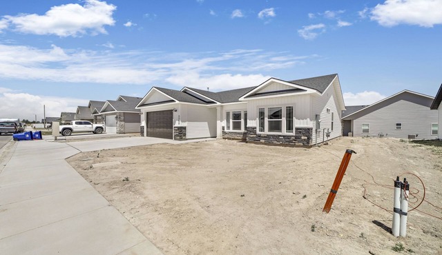 ✨ Brand NEW construction house in Sunterra ☀️