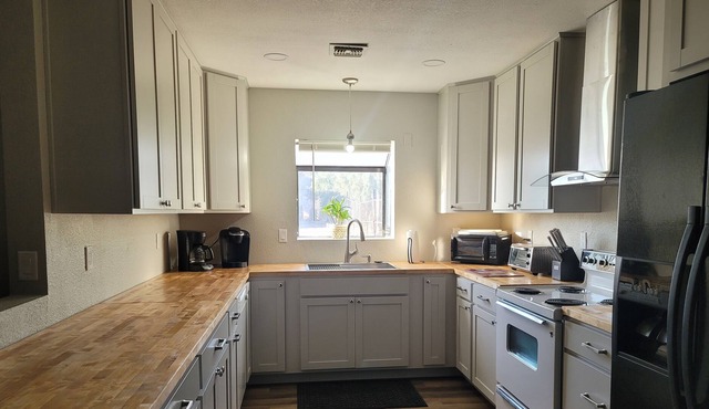 Bullhead City Colorado River Laughlin Casino Vacation Home 6-14 people