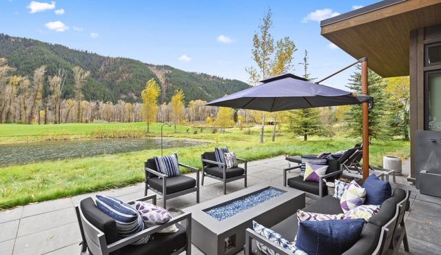Cabin with Club Access - Snake River Sporting Club