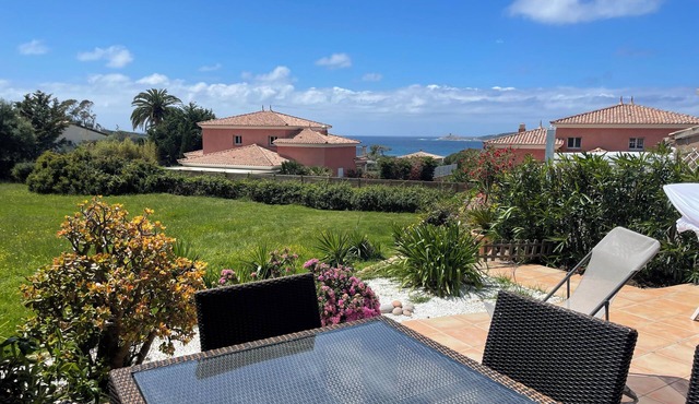 Cargèse, Mini Villa sea view, swimming pool