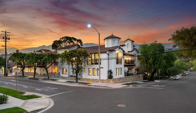 Casa Riviera 9 - Boutique Suites