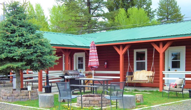 Cascade Lake Inn