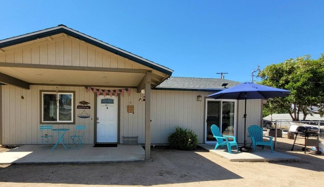 Casita Isa is located 1 mile from the Lake!