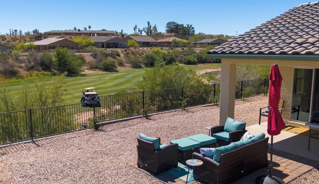 Casita on Fore - Overlooking hole 4 on the Wickenburg Golf Club