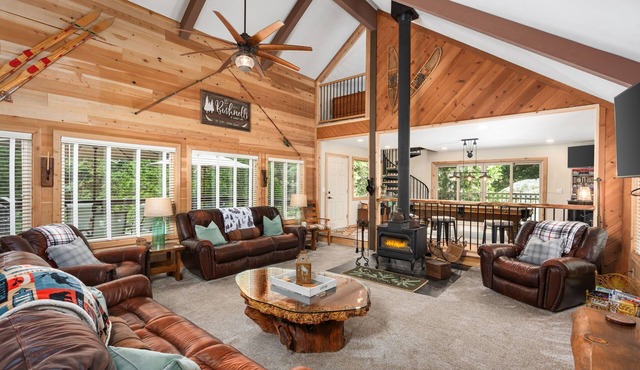 Cedar Horn | Serene Shaver Retreat