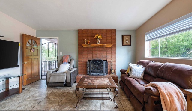 Central Tucson Gem w/Porch, Patio & Park Access