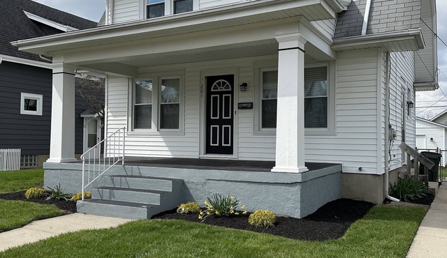Champion's Retreat - Quiet but convenient house in Hamilton