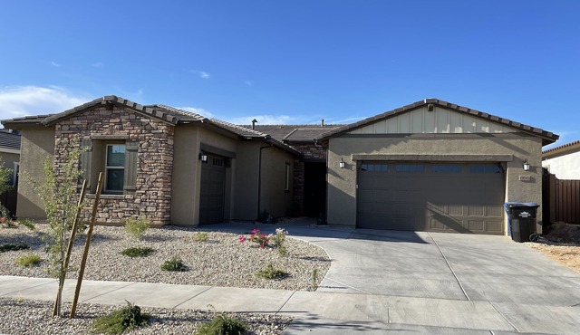 Charming 1 bedroom/1 bathroom Casita space.