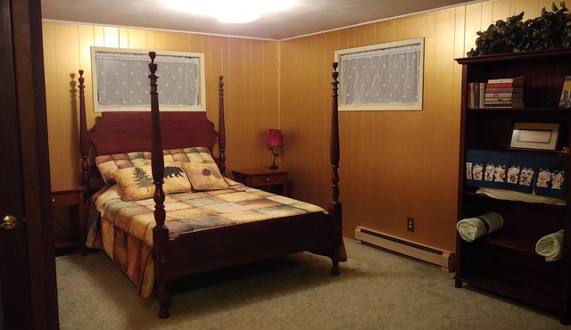 Charming 1-bedroom country house with WiFi, AC in serene Mead