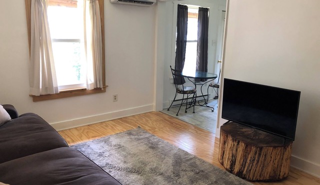Charming 1 bedroom near Charleston hospitals