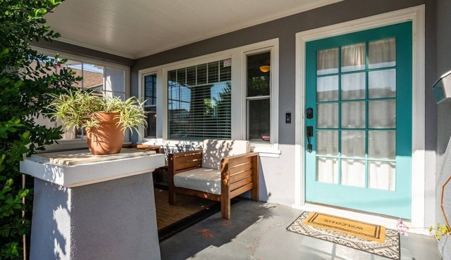 Charming 2BR Cottage Fully Equipped near MRY