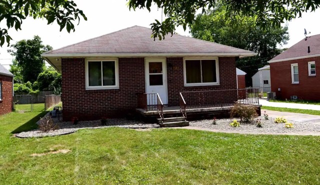 Charming 3 bedroom house in Toledo close to downtown and highway