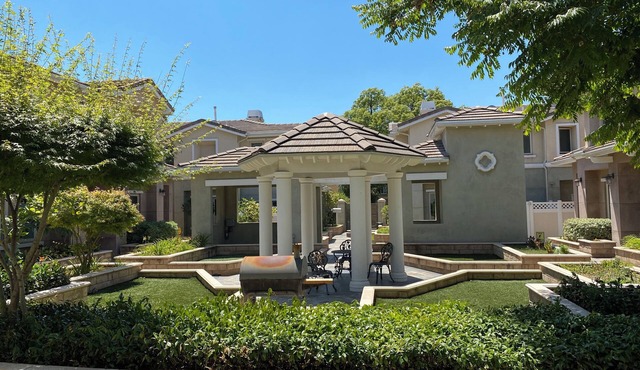 Charming and Spacious 2B + 2.5 Bath Townhome
