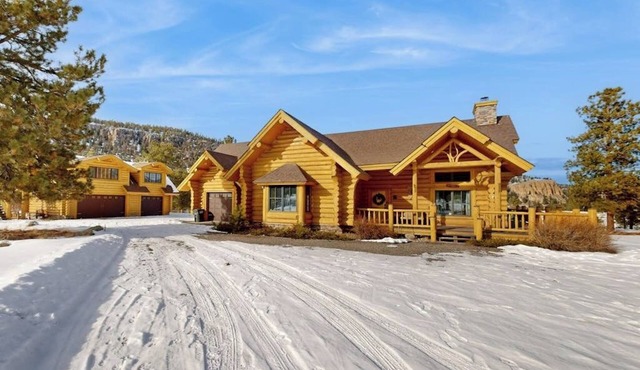 Charming cabin surrounded by trees with deck, grill, fireplace, games, & W/D