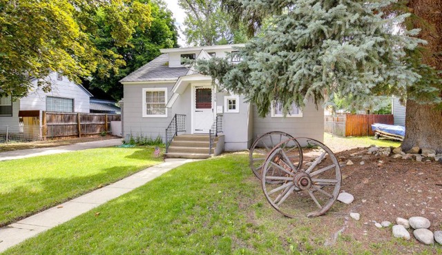 Charming Hamilton Hideaway: Half-Mi to Main St!