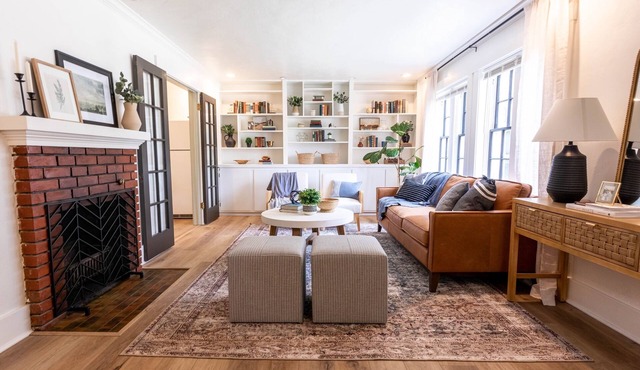 Charming Home, 9 Beds, Home Gym