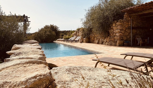 Charming house in the heart of nature with infinity pool in Balagne