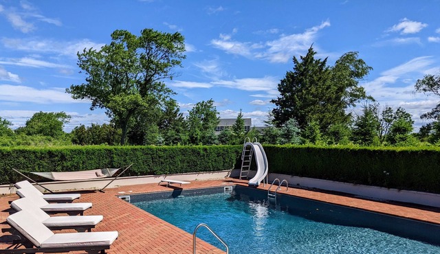 Charming ranch house with pool, steps to beach
