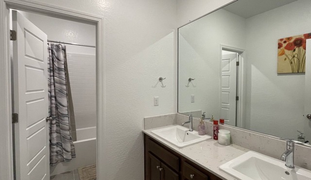 Charming Sequoia Vista - Beautiful brand new house , just 25 min to Sequoia NP