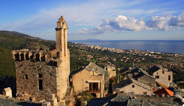 Charming village house near the sea casa di paese vicino al mare