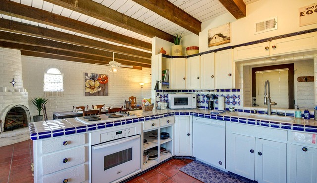 Charming Wickenburg Villa w/Casita & Private Pool