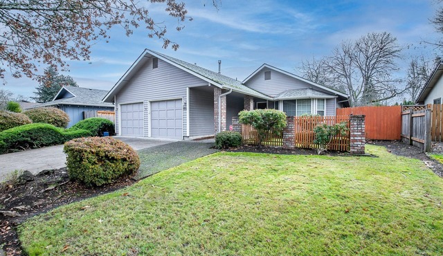 Cheerful, Comfortable and Convenient 3 Bedroom Home