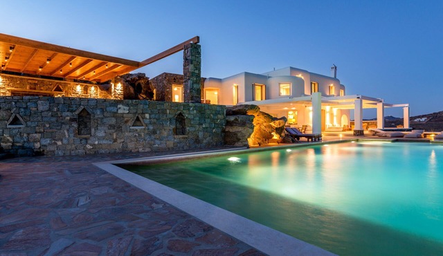 Chef included by Fantasia Villas: Elia Villas 15 bedrooms
