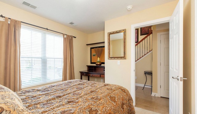 Clancey's Place, a 3-bedroom luxury townhouse near Notre Dame & St. Mary’s!
