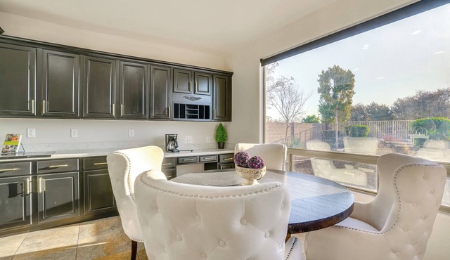 Close to Golf & Hiking: Home in Litchfield Park