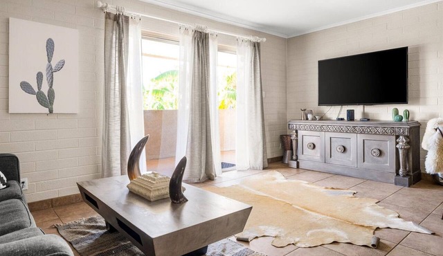 Condo in Old Town with Pool & Prime Location