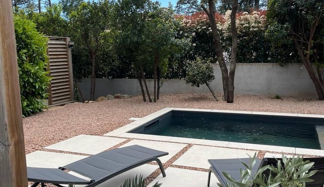 Contemporary villa for 2 people, private pool, enclosed grounds