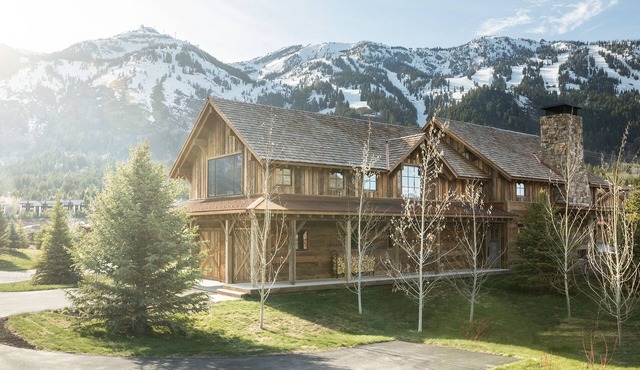 Contemporary & rustic lodge at base of Jackson Hole Mountain Resort