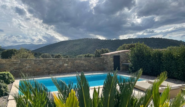 Contemporary villa with private pool 5 min from the beaches