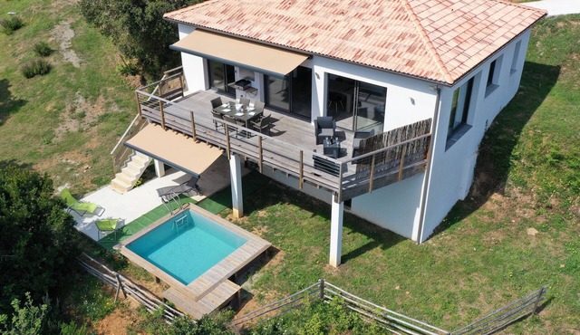 Corse et Zen : VILLA SUR LES BOIS 85m² 5/7 pers, Swimming pool, Beach 3 minutes away,