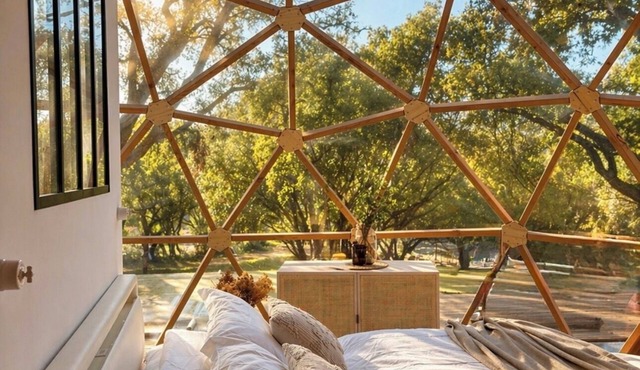 Cosy dome in the Corsican countryside