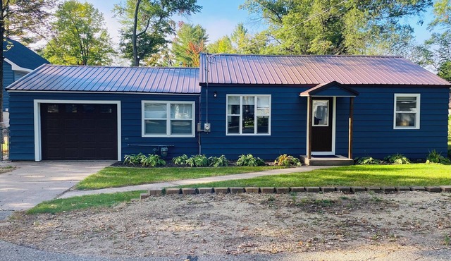 Cottage by the Beach 2 in Shawano