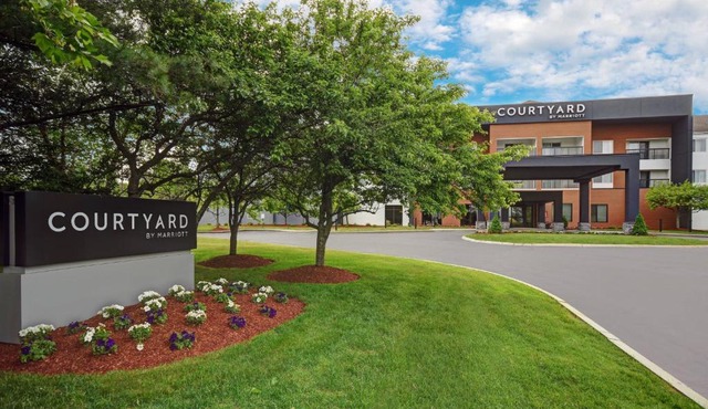 Courtyard Boston Raynham