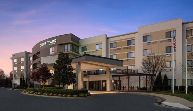 Courtyard by Marriott Raleigh North