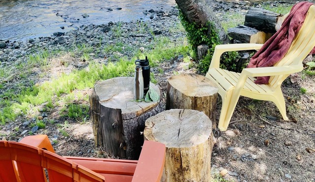 Cowboy Riverfront Retreat, A Studio Style Oasis By The Wallowa River