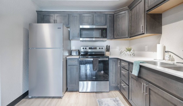 Cozy 2 bed/2 bath apartment