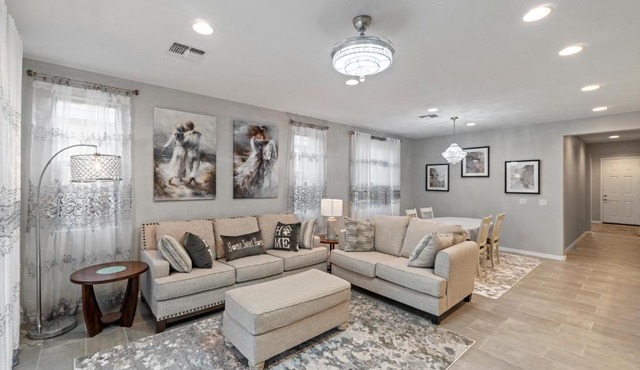 Cozy 4 bedrooms home in the heart of Casa Grande