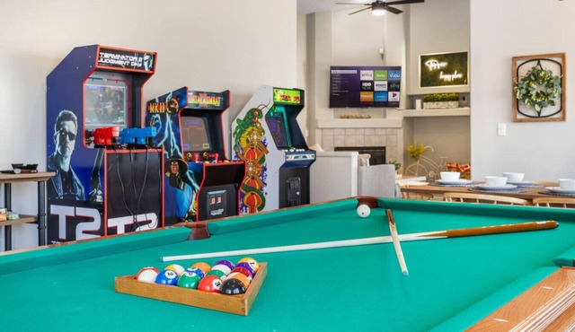 Cozy 5BR w/Games & Pool for All!